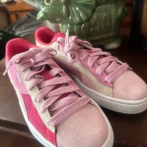 Puma Suede Camowave tennis shoes